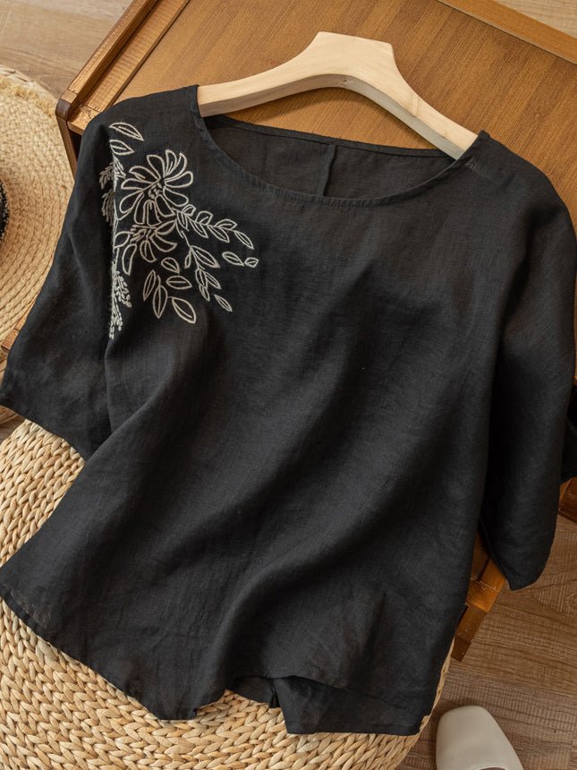 Elegantly Styled Blouse for Everyday Wear