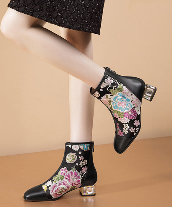 Polished Boots with an Effortless Classic Look
