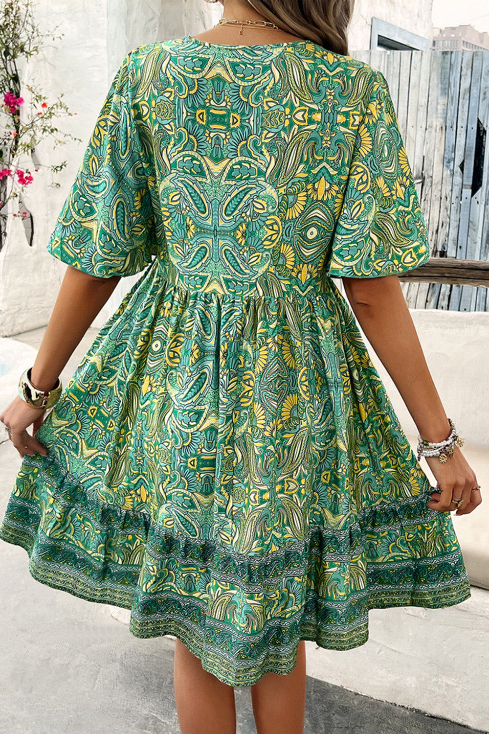 Classic Vintage & Enduringly Stylish Dress