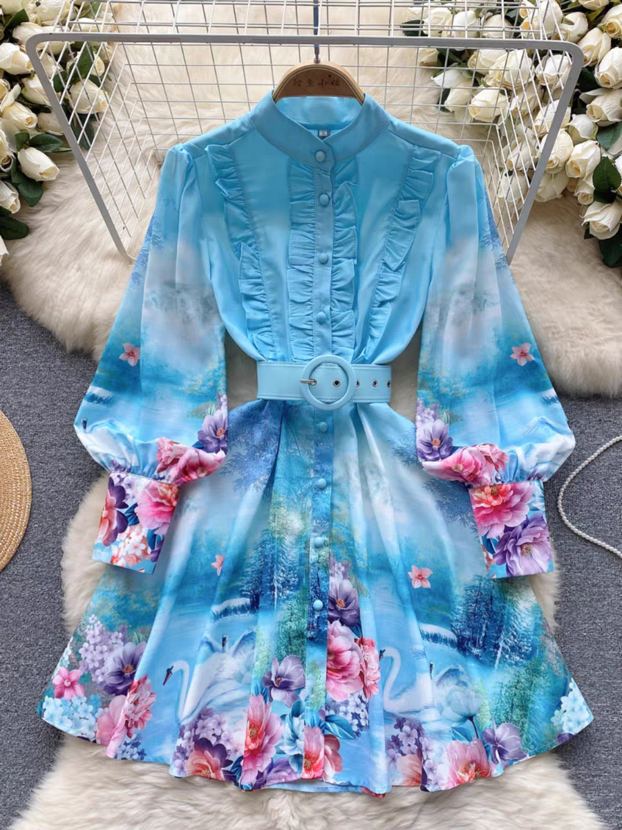Classic Vintage & Enduringly Stylish Dress