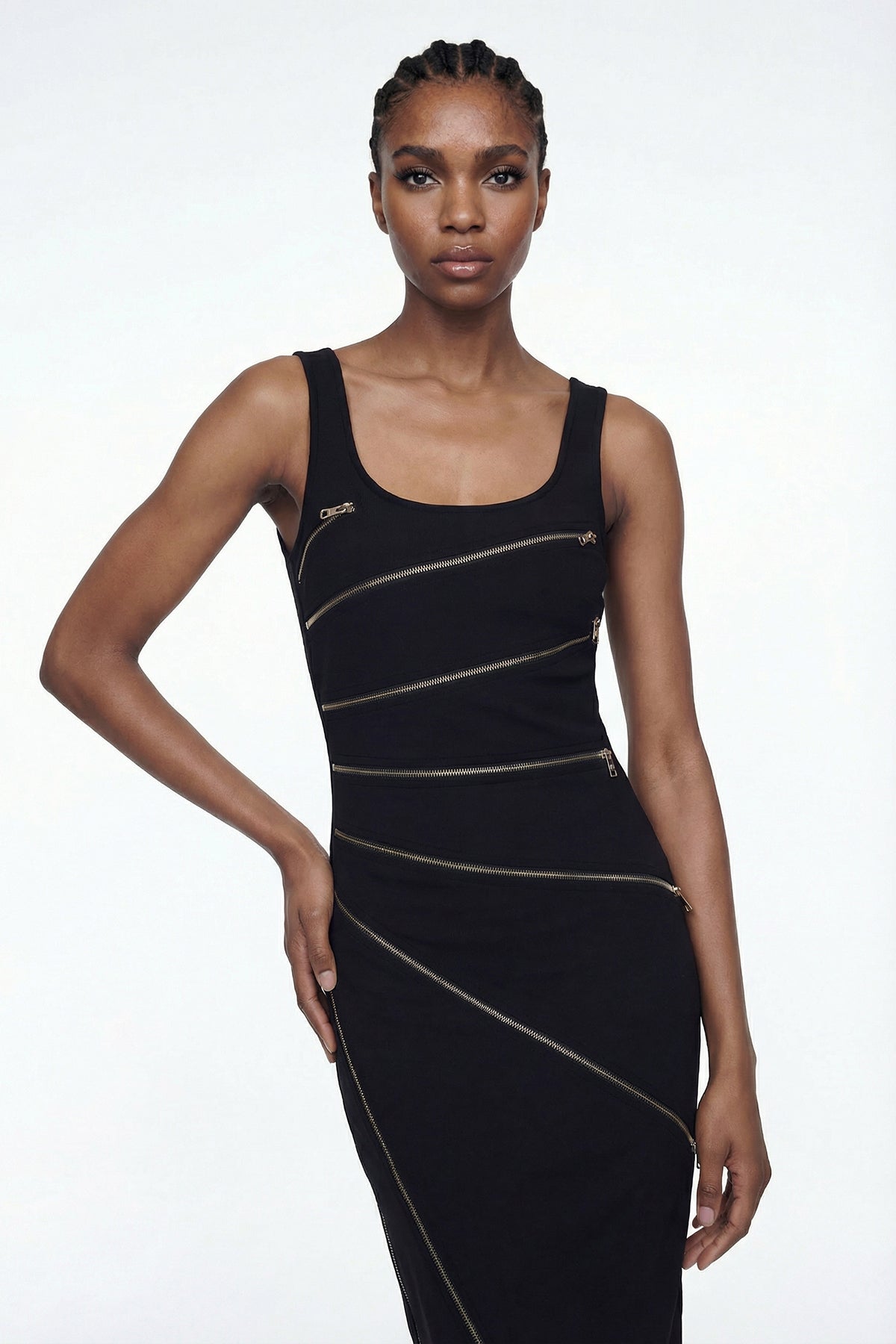 Beautifully Crafted Dress in a Classic Style