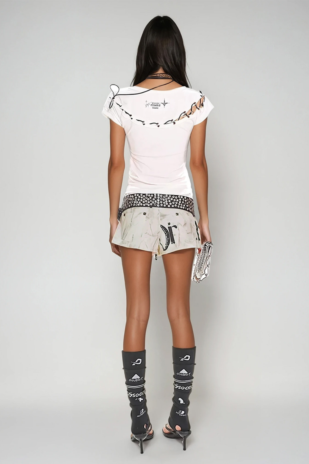 Beautifully Finished Garment in a Timeless Design