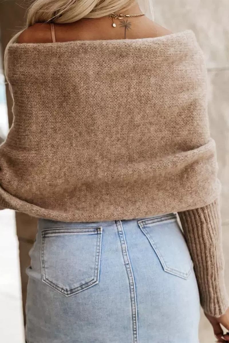 Well Tailored Sweater with a Graceful Silhouette