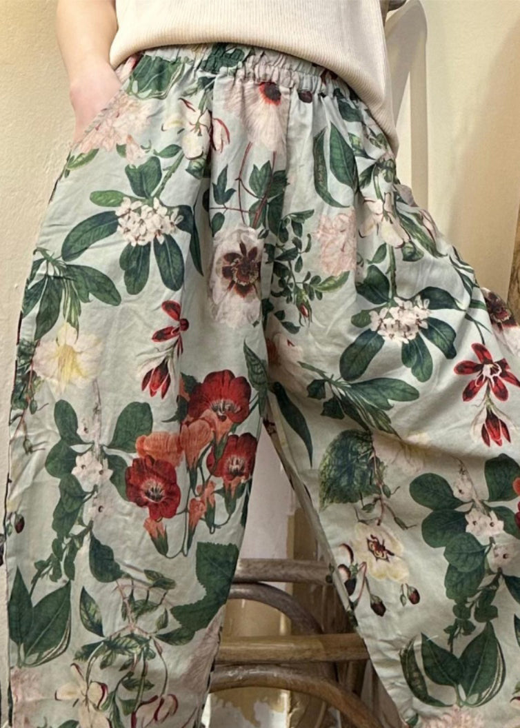 Classic Vintage Pants with a Flattering Fit