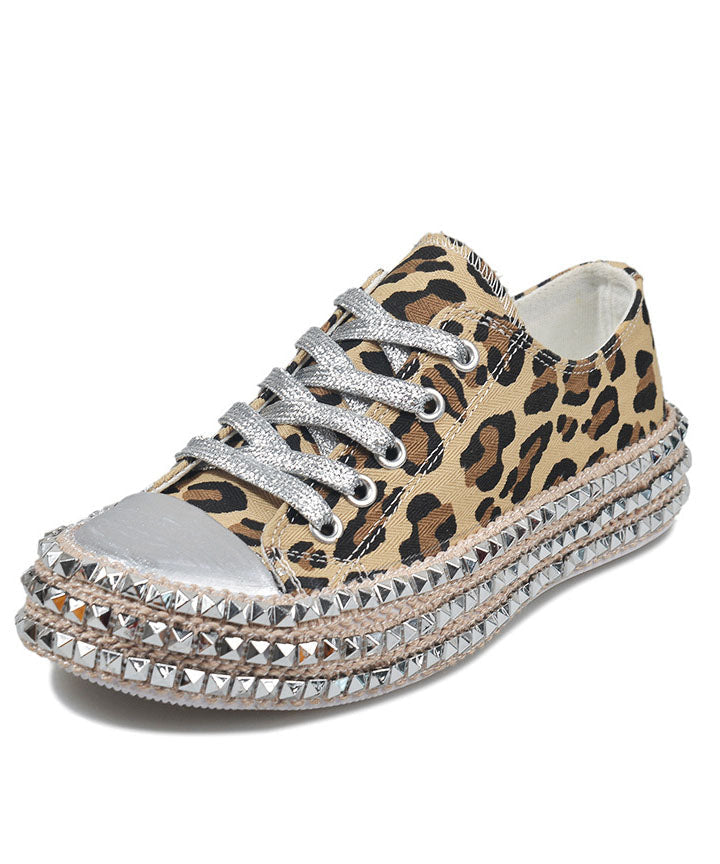 Beautifully Finished Shoes in a Timeless Design