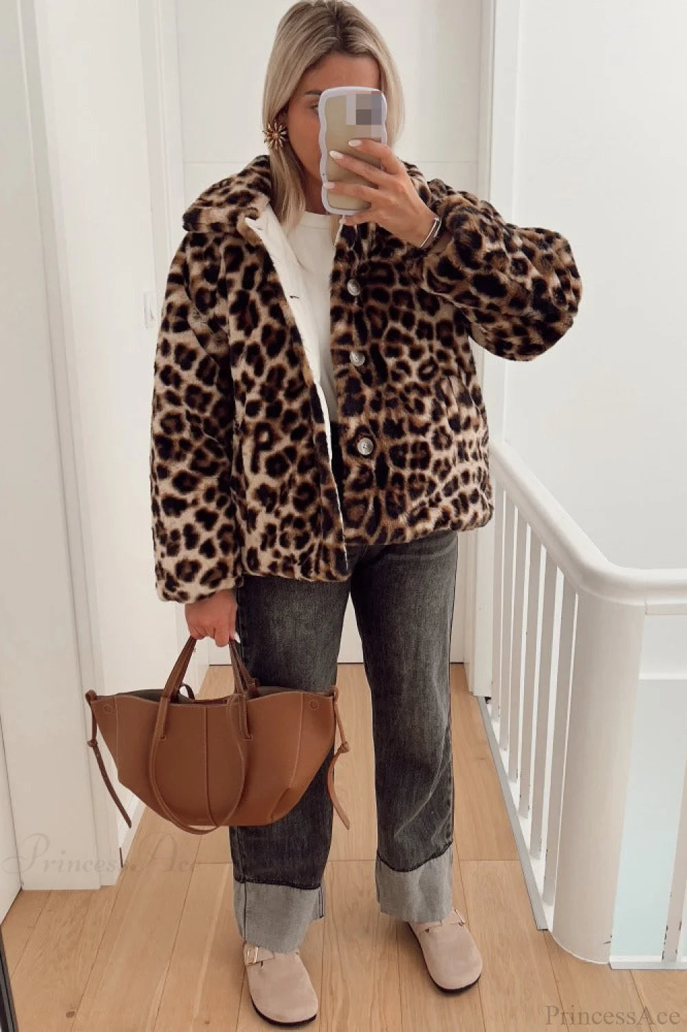 Sophisticated Coat with a Clean Classic Look
