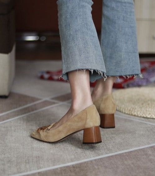 Gracefully Styled Garment for Any Occasion