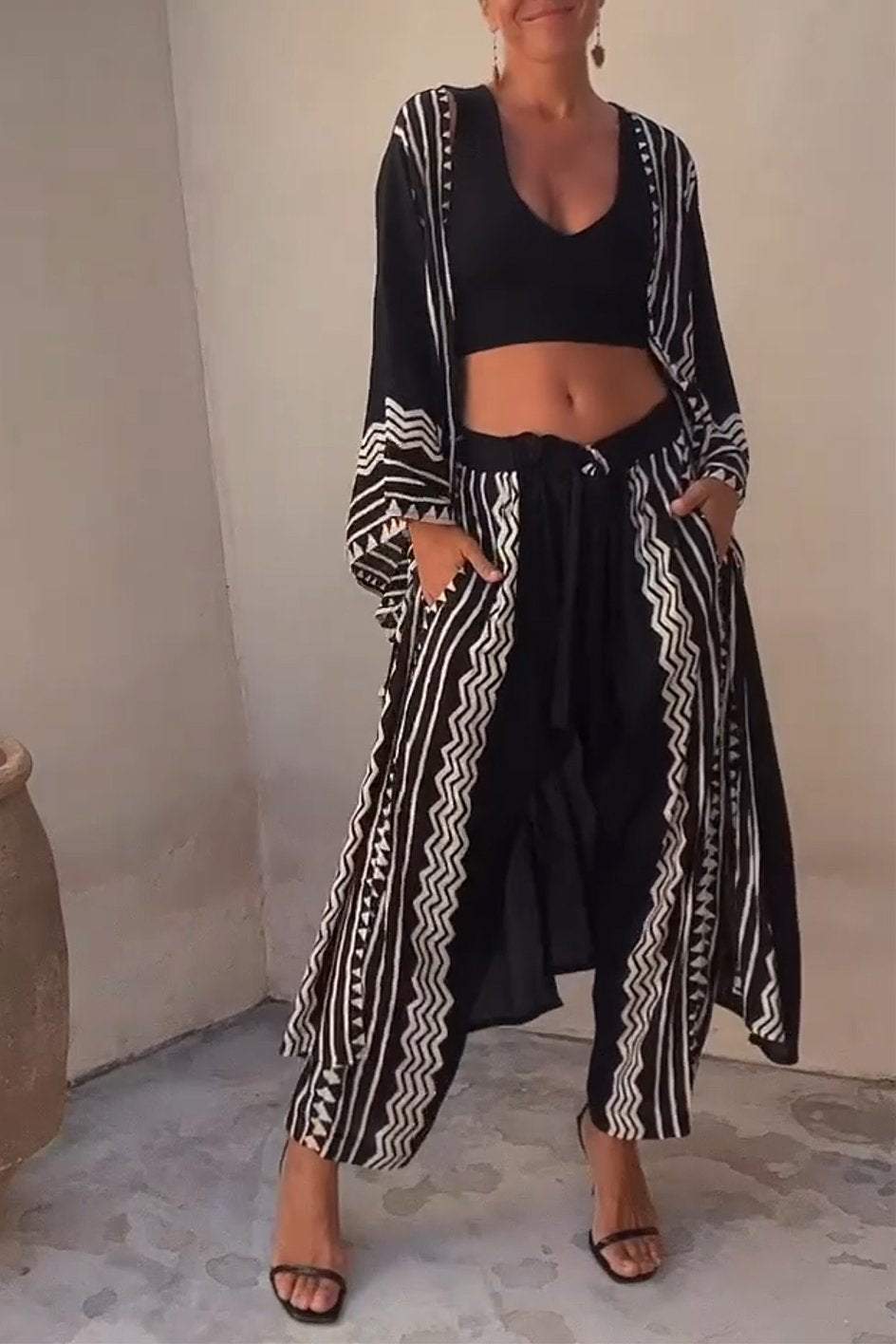 Well Tailored Trousers with a Graceful Silhouette