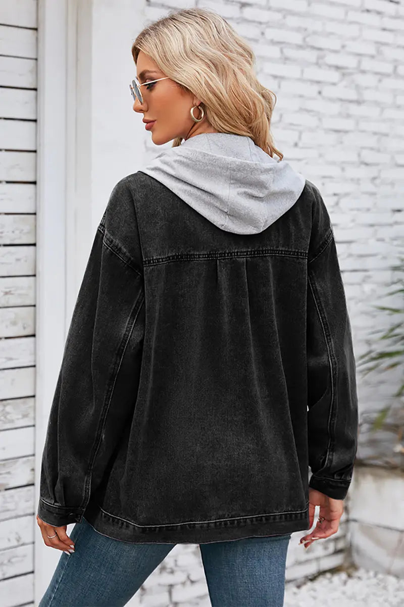 Elegantly Styled Jacket for Everyday Wear