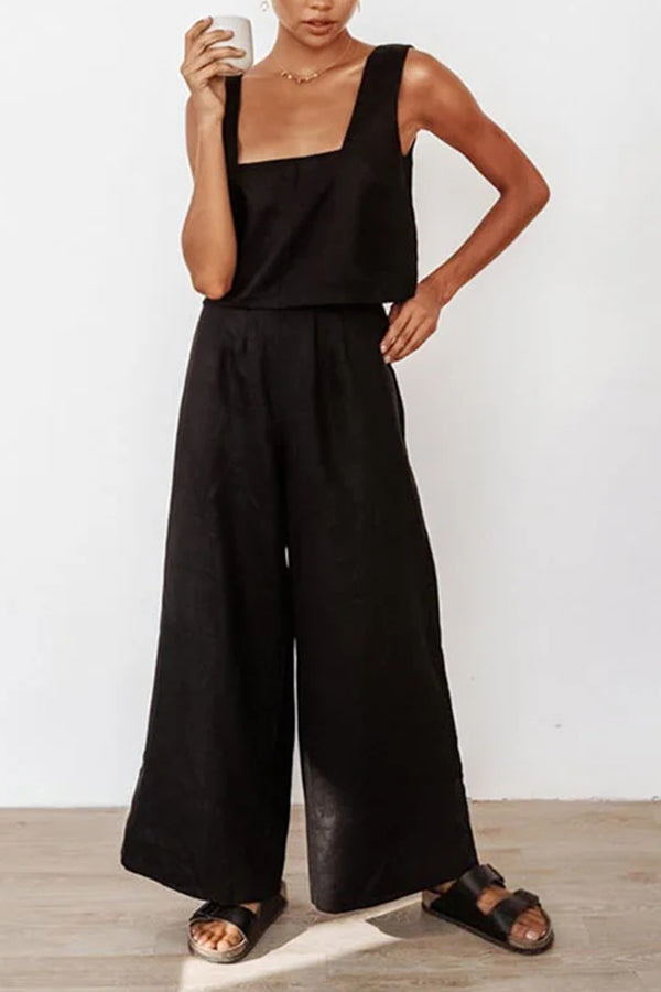 Effortlessly Elegant Garment with a Timeless Design