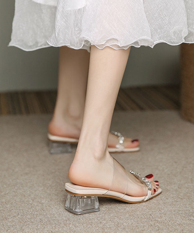 Beautifully Finished Heels in a Timeless Design