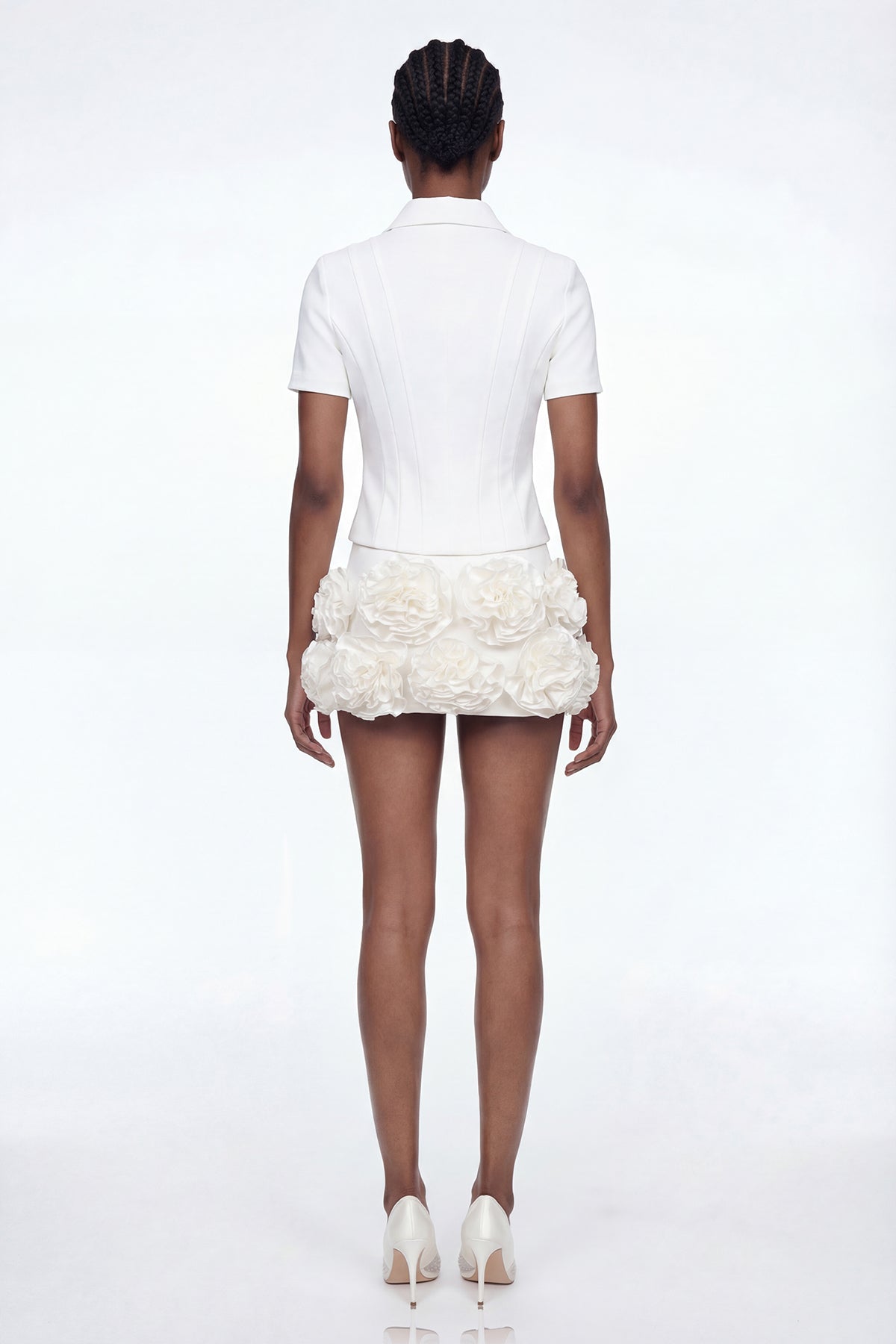 Gracefully Styled Garment for Any Occasion