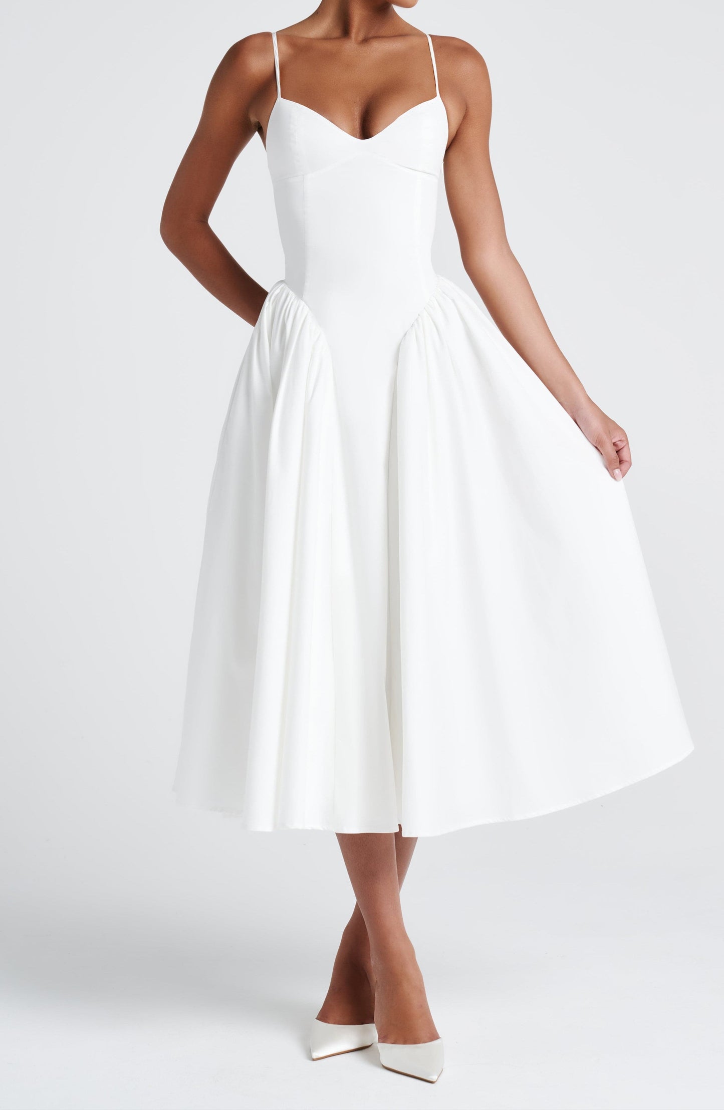 Classic Vintage Dress with a Flattering Fit