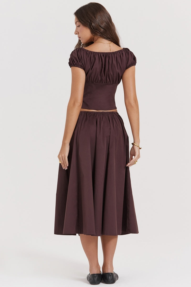 Well Tailored Garment with a Graceful Silhouette