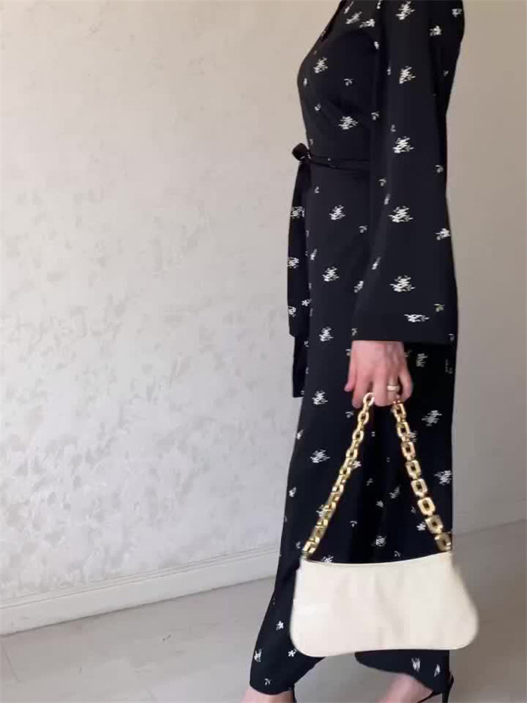 Sophisticated Dress with a Clean Classic Look