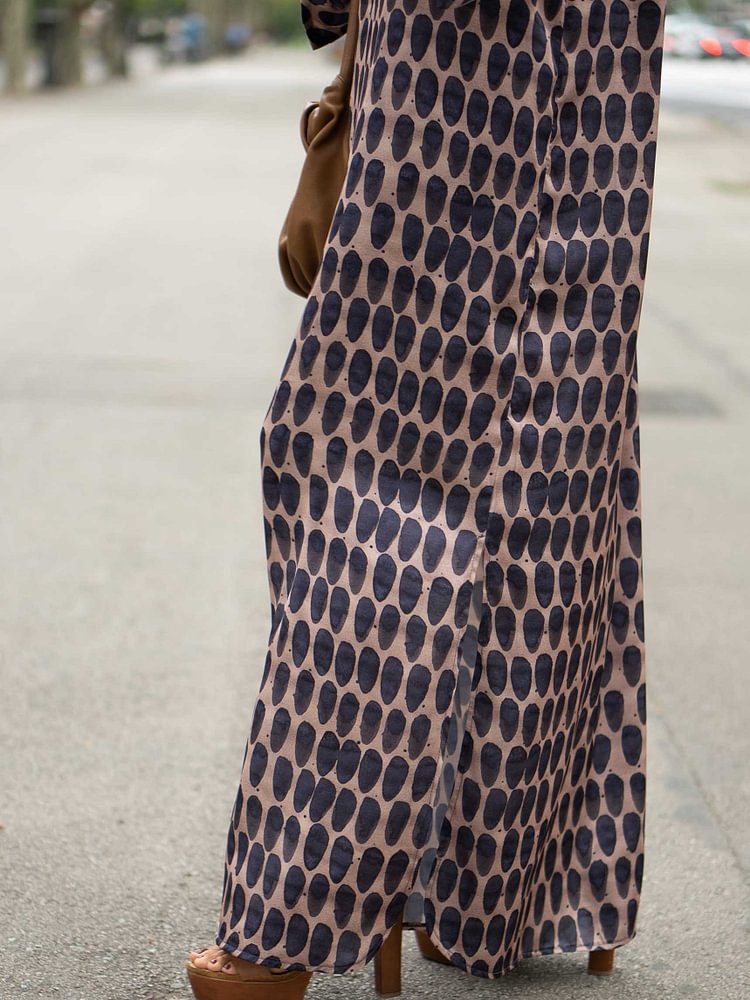 Effortlessly Elegant Dress with a Timeless Design