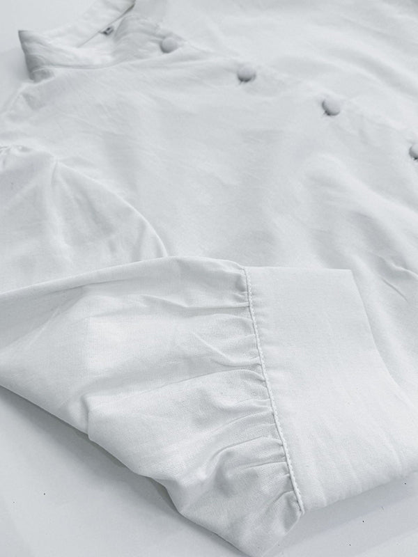 Effortlessly Elegant Blouse with a Timeless Design