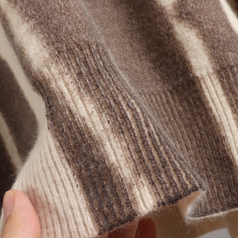Elegantly Styled Sweater for Everyday Wear