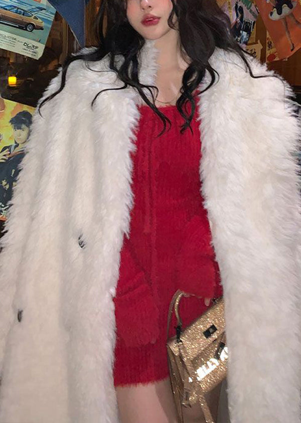 Classic Vintage & Enduringly Stylish Coat