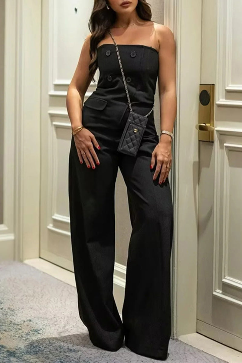 Effortlessly Elegant Garment with a Timeless Design