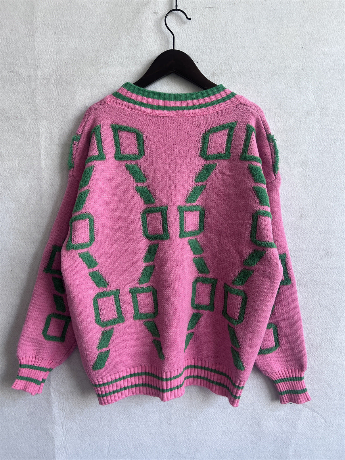 Beautifully Crafted Cardigan in a Classic Style