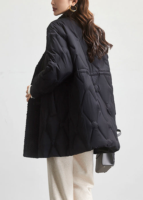 Beautifully Finished Coat in a Timeless Design