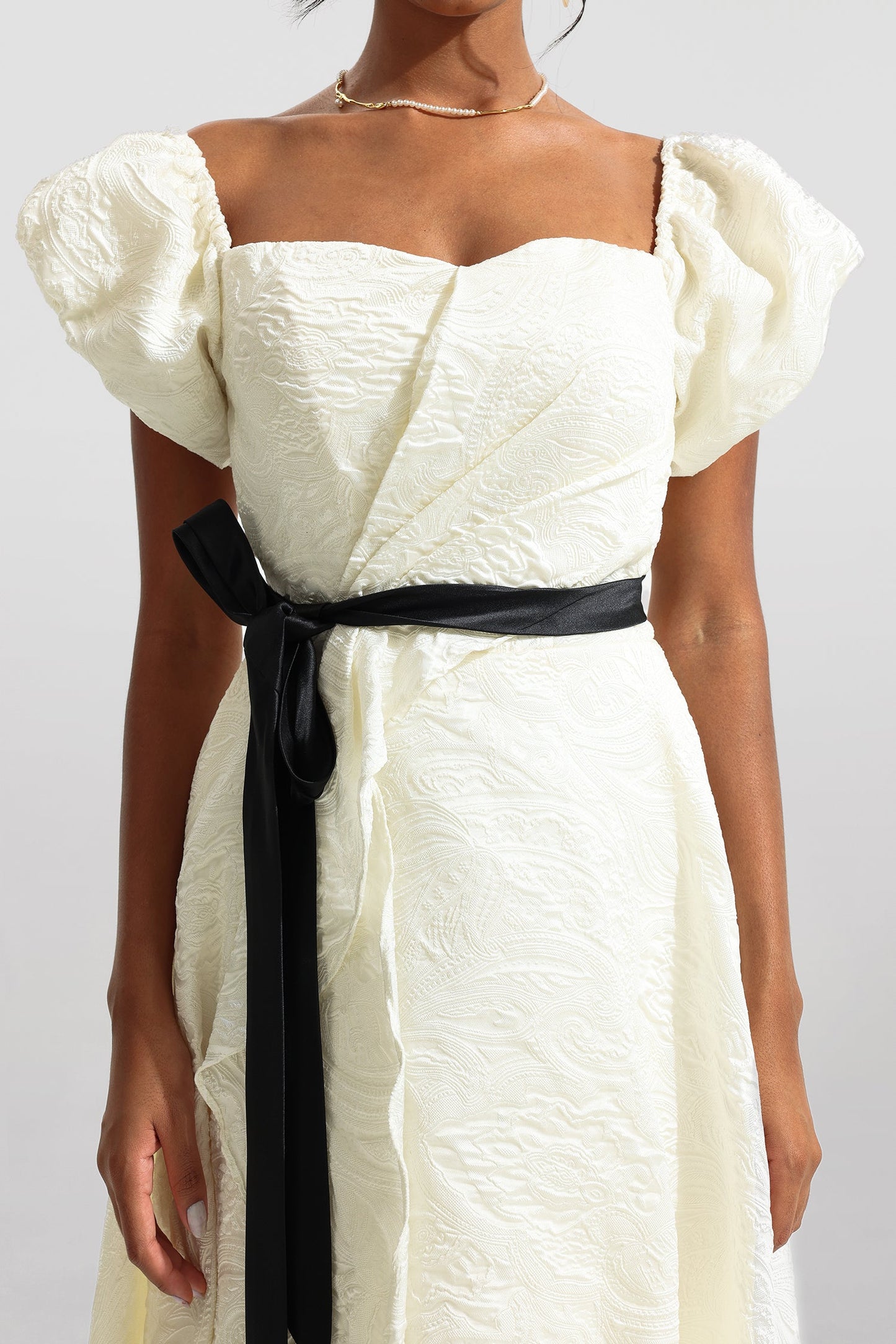 Beautifully Crafted Dress in a Classic Style