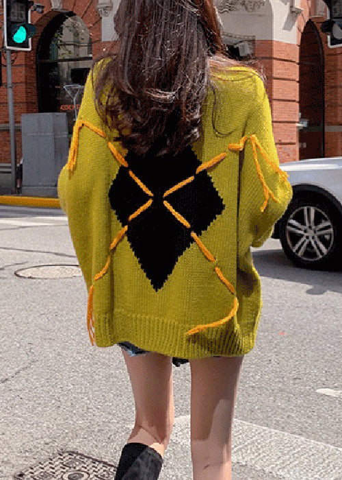Gracefully Styled Sweater for Any Occasion