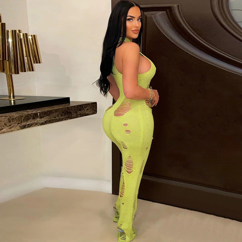 Gracefully Styled Garment for Any Occasion
