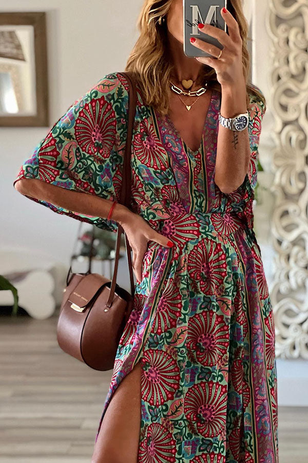 Classic Vintage & Enduringly Stylish Dress