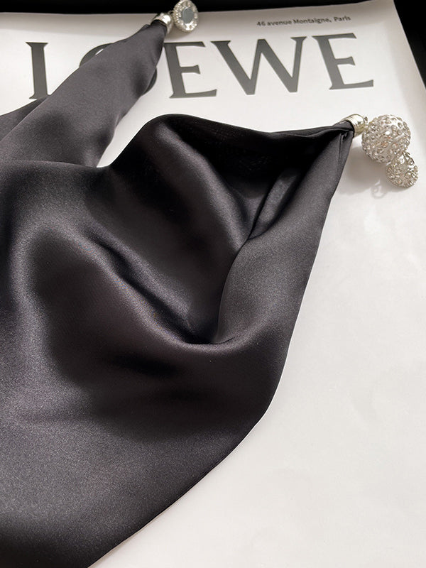 Gracefully Styled Garment for Any Occasion