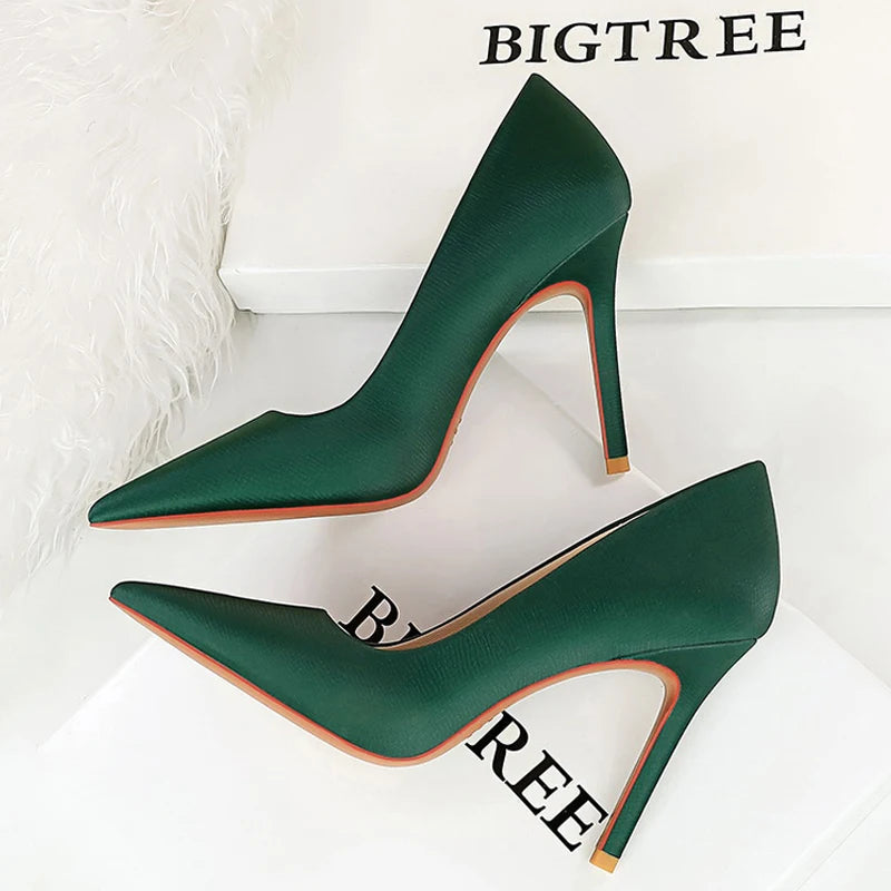 Vintage Inspired Heels with a Contemporary Edge