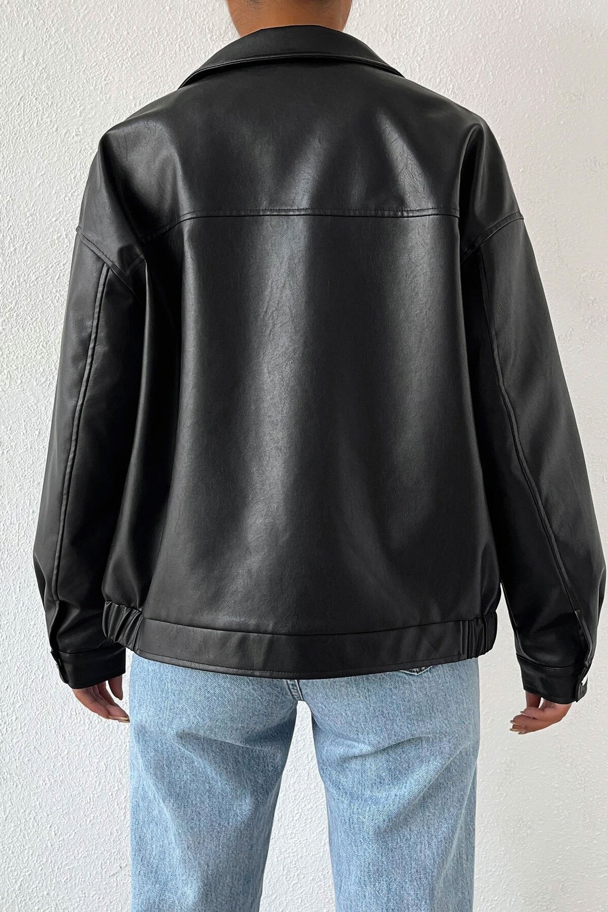 Sophisticated Jacket with a Clean Classic Look