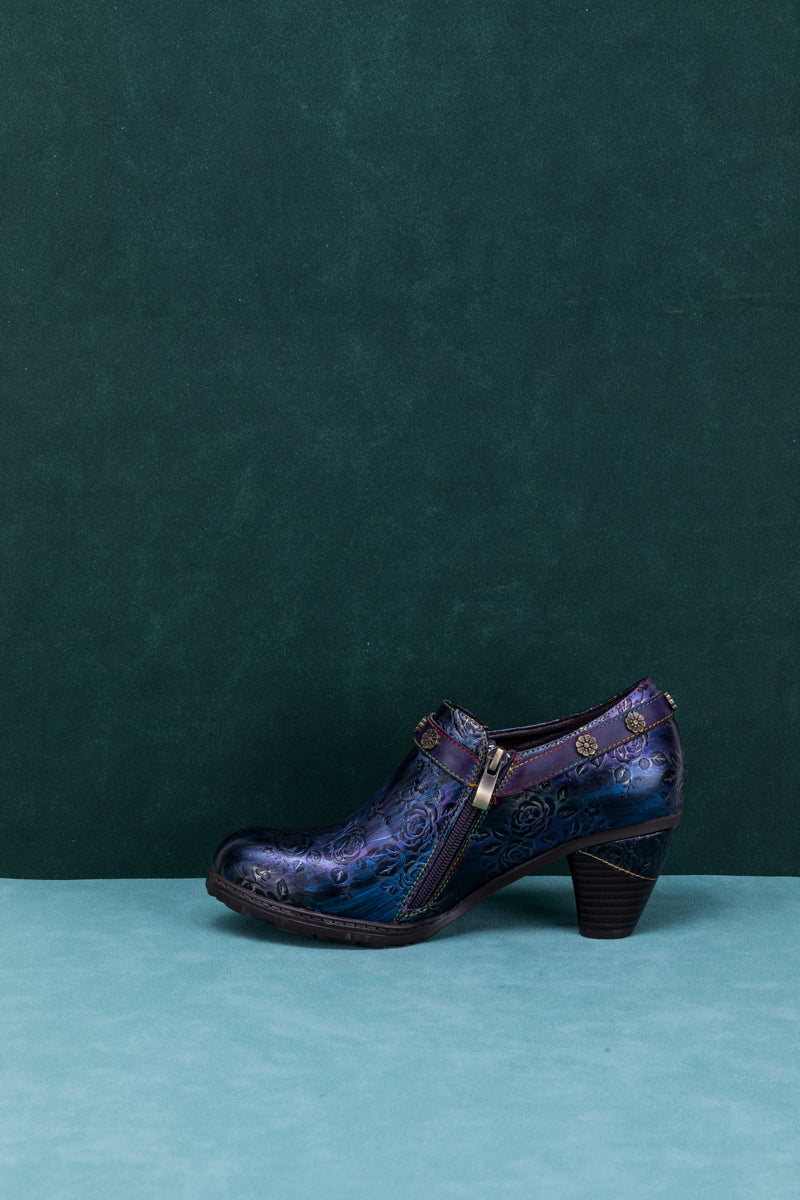 Polished Garment with an Effortless Classic Look