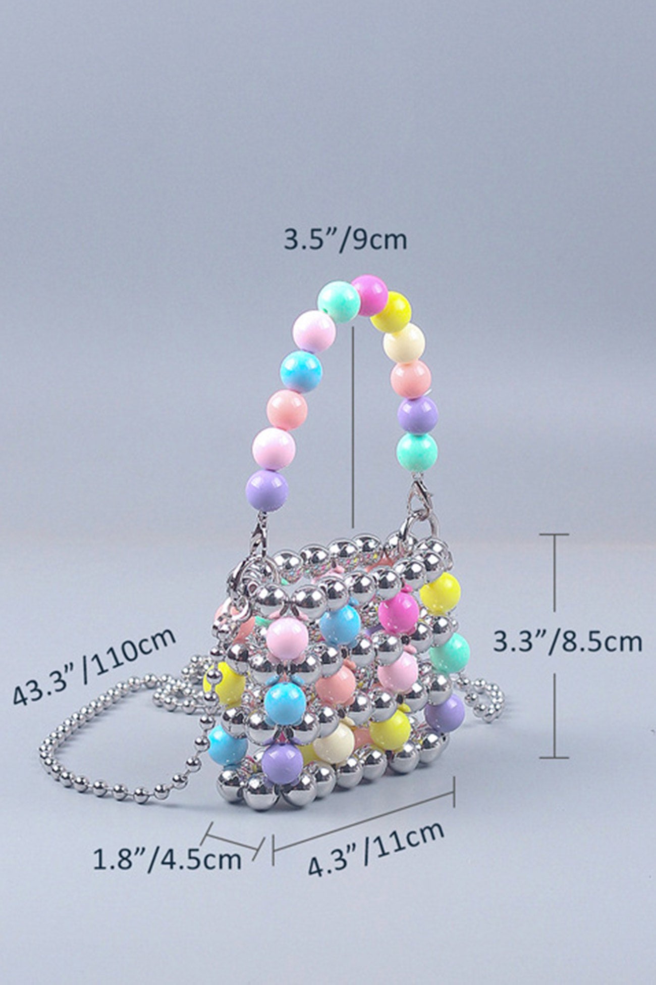 Gracefully Styled Bag for Any Occasion