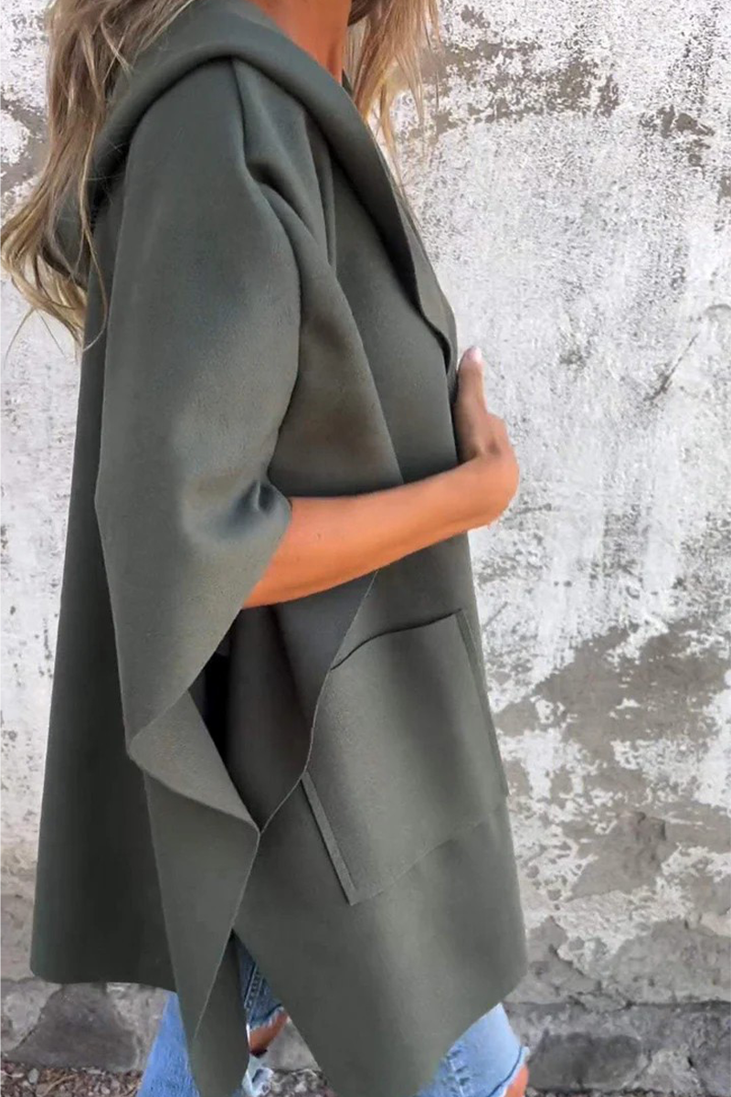 Sophisticated Garment with a Clean Classic Look