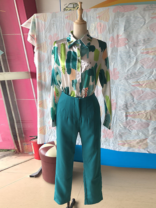 A Vintage Style Blouse with Delicate Timeless Details
