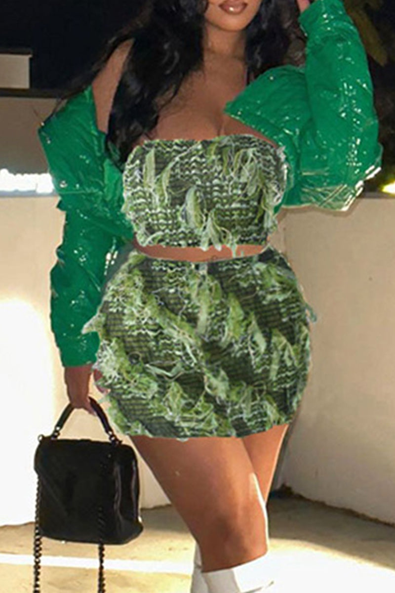 Gracefully Styled Garment for Any Occasion