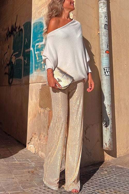 Effortlessly Elegant Sweater with a Timeless Design