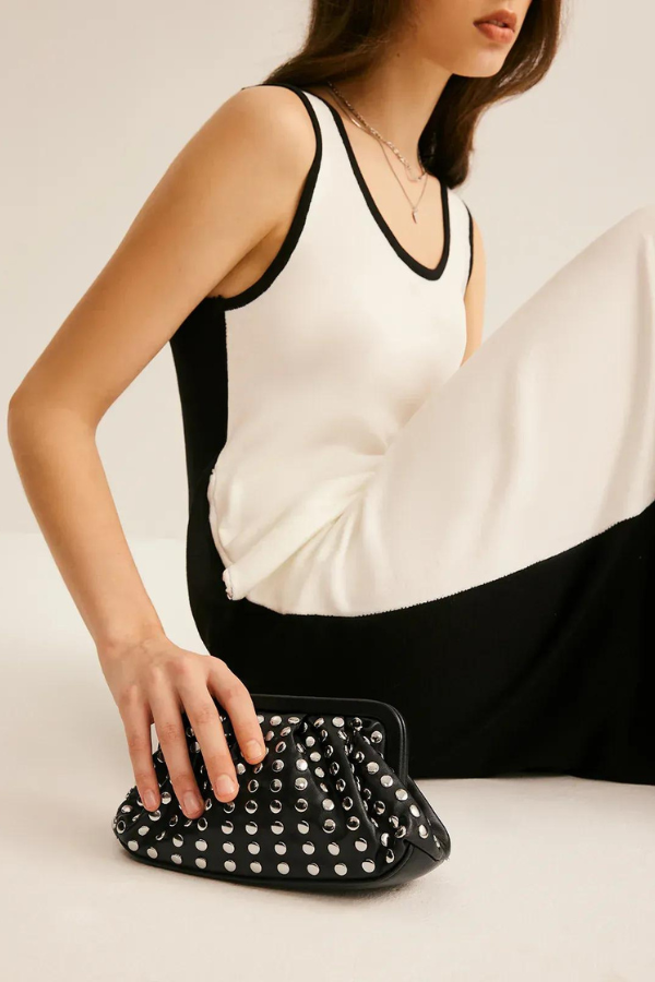 Beautifully Crafted Bag in a Classic Style