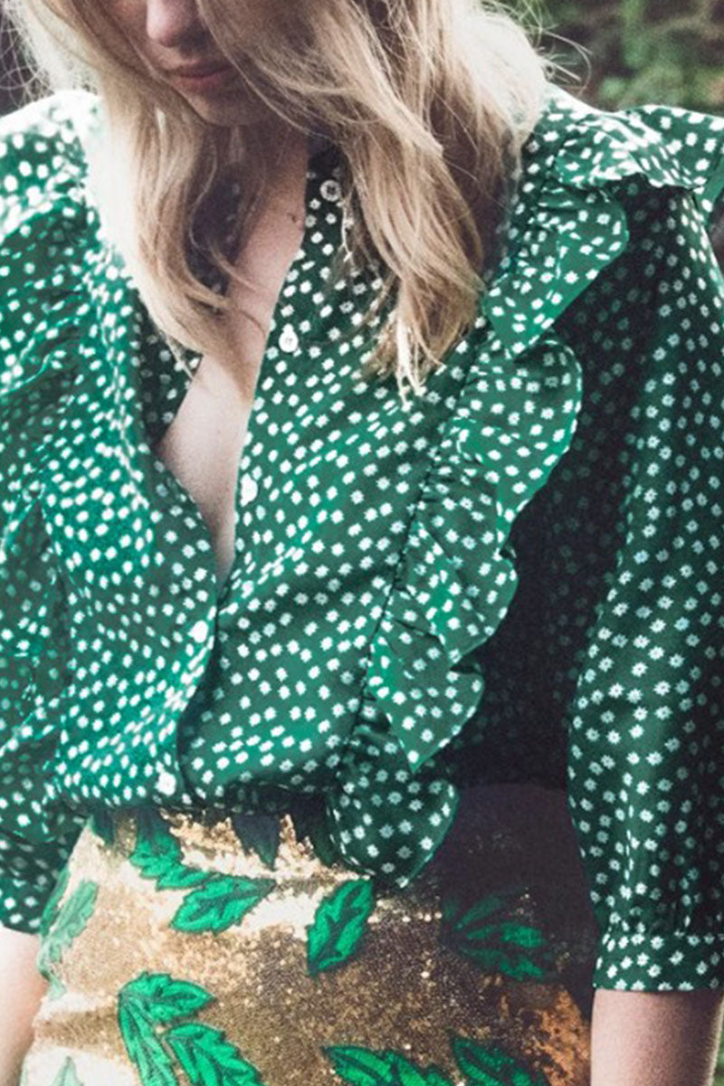 Classic Vintage & Enduringly Stylish Blouse