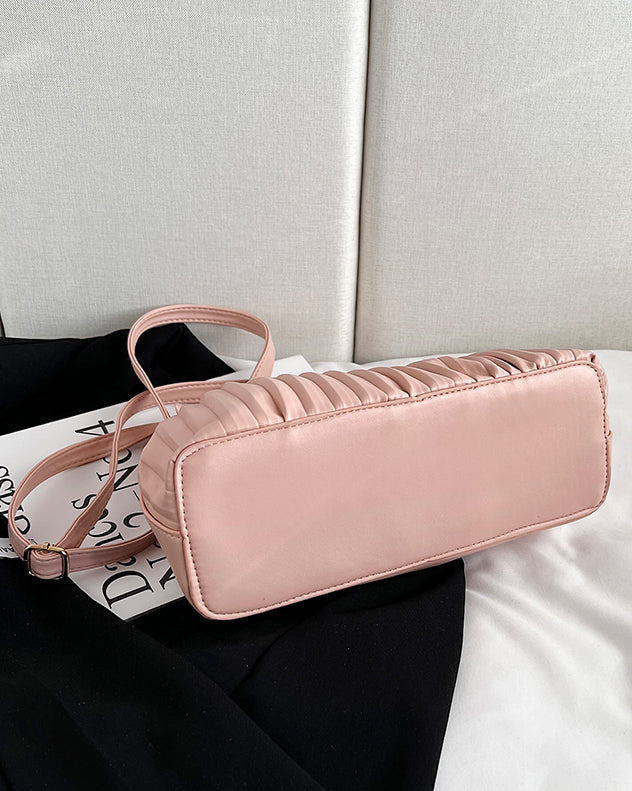 Elegantly Styled Bag for Everyday Wear