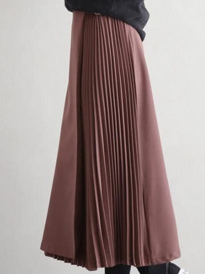 Gracefully Styled Garment for Any Occasion