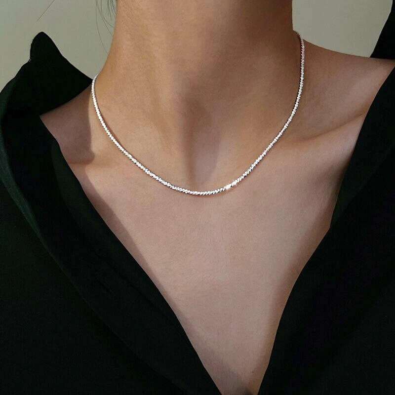 Effortlessly Elegant Garment with a Timeless Design