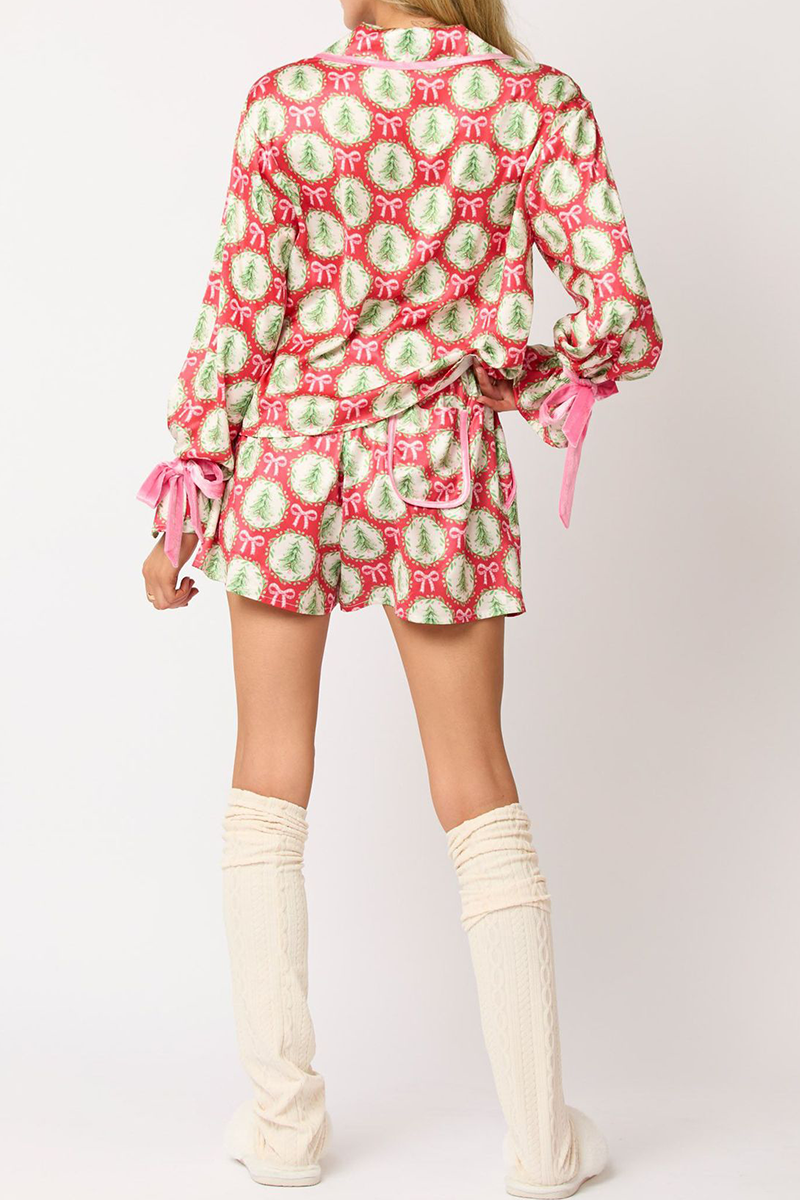Gracefully Styled Garment for Any Occasion
