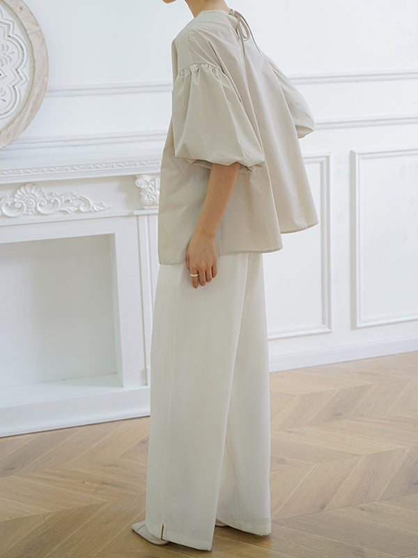 Beautifully Crafted Blouse in a Classic Style