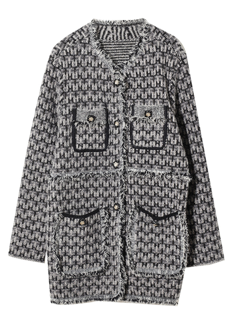 Effortlessly Elegant Coat with a Timeless Design