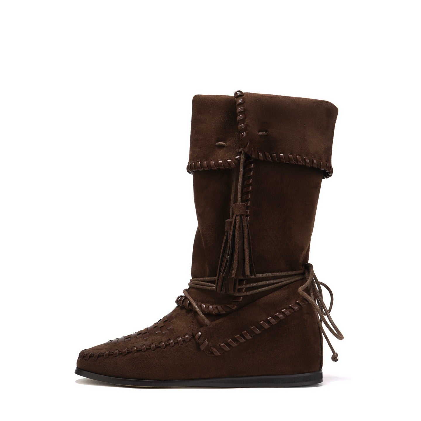 Polished Boots with an Effortless Classic Look