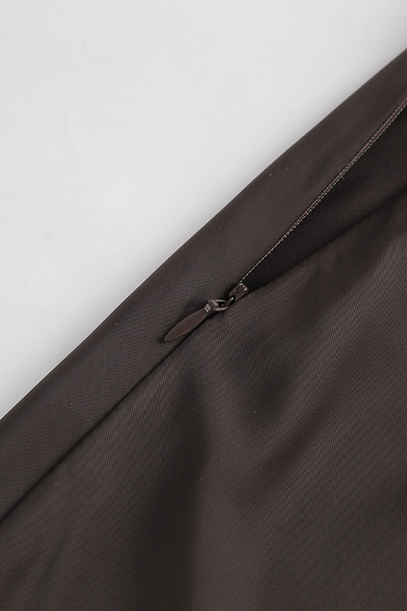 Gracefully Styled Garment for Any Occasion