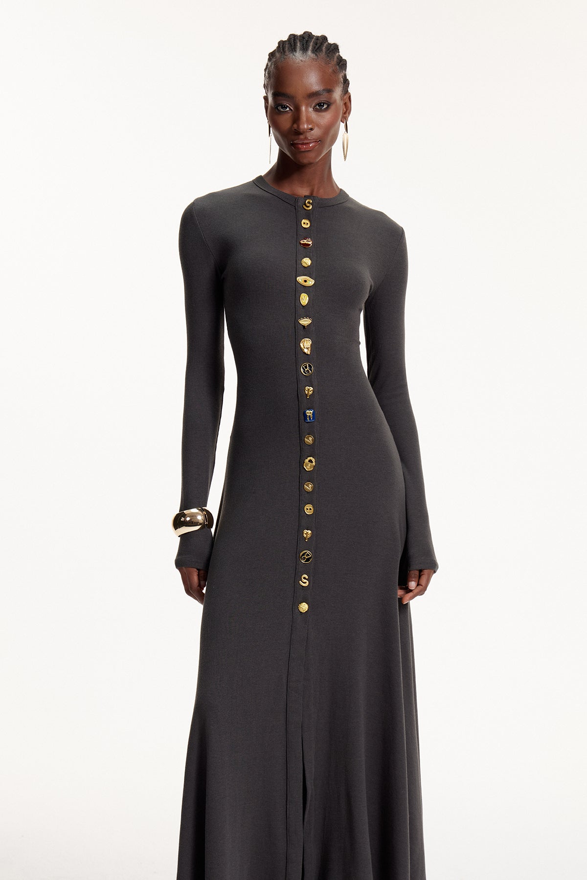 Classic Vintage Dress with a Flattering Fit